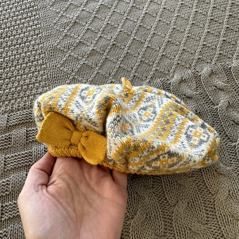 Baby Yellow & Gray Beret ~ 3/6M